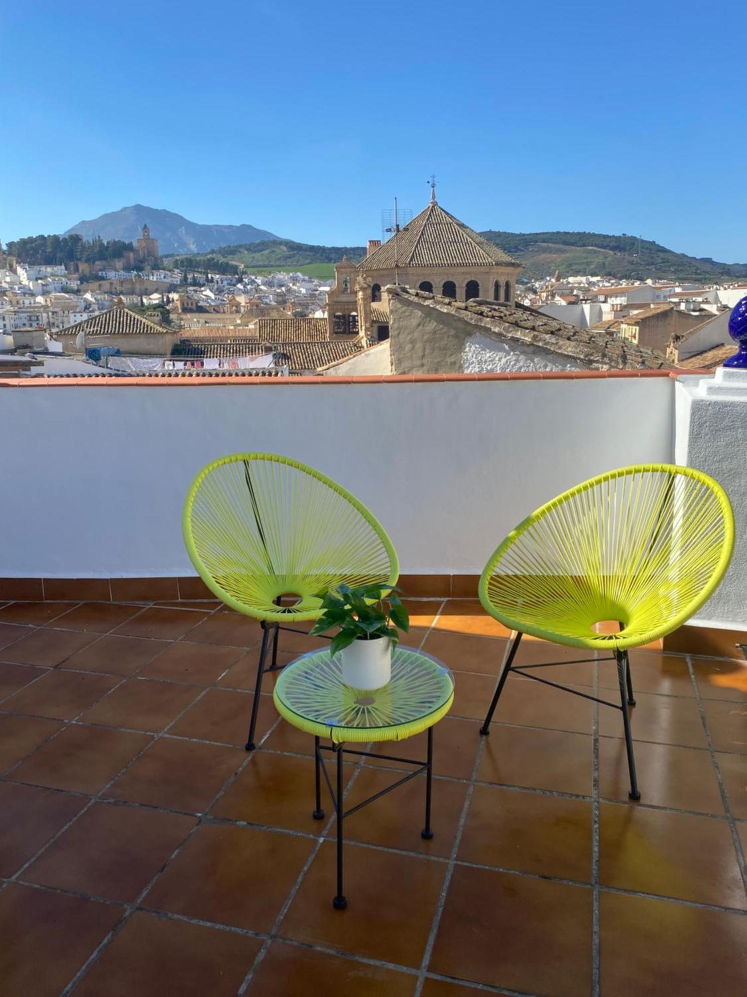 Casa Vera, Vistas En El Corazon De La Ciudad أنتيكيرا المظهر الخارجي الصورة